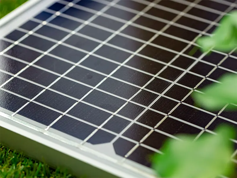 How much energy does a 300W Solar Power Panel Produce