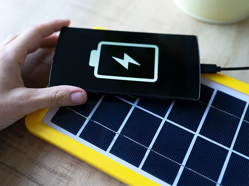 How to check if the solar panel is charging the battery